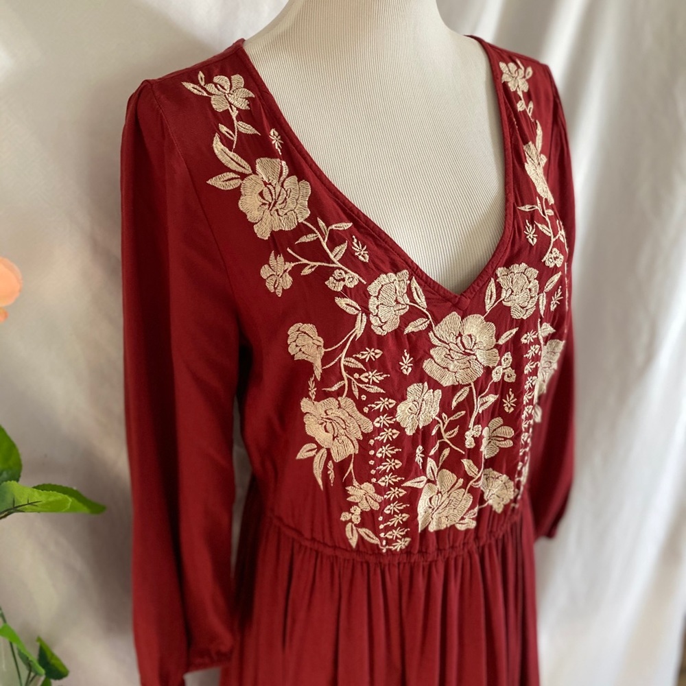 Abercrombie and Fitch Red embroidered dress